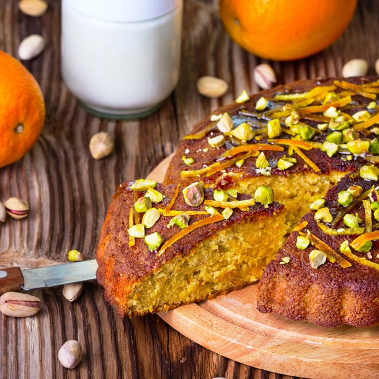 كيكة الزعفران والفستق