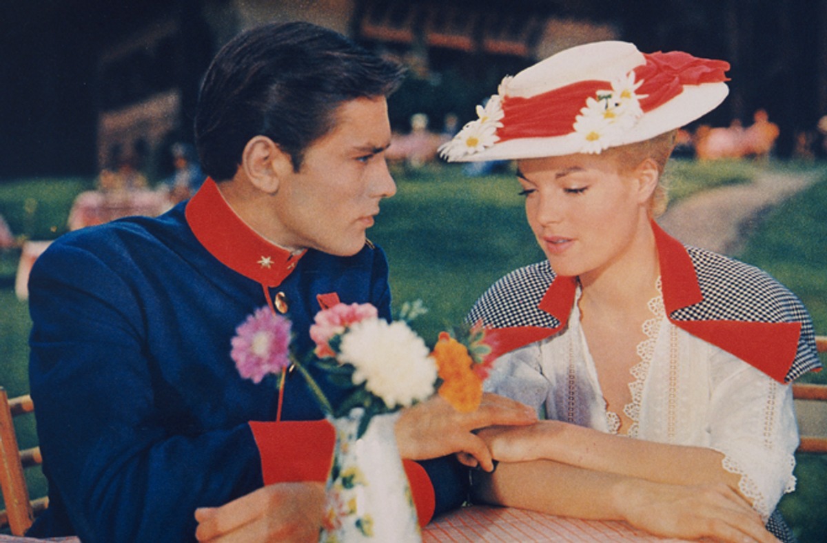 51 ans déjà : Alain Delon et Romy Schneider se fiancent