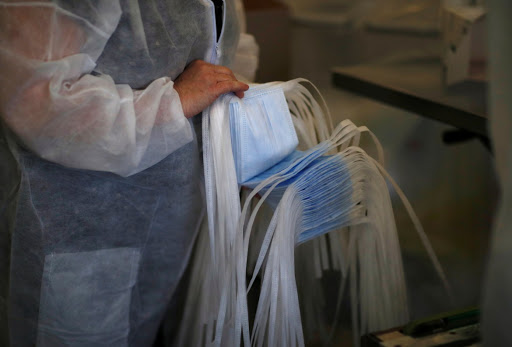 الديوانة تحجز 41 ألف كمامة طبية مهربة الديوانة تحجز 41 ألف كمامة طبية مهربة