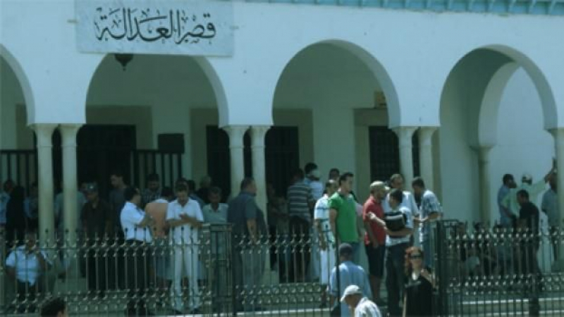 المحكمة الابتدائية بالقيروان تصدر حكما على محتكر لمواد استهلاكية