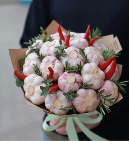 ارتفع سعره من 5 إلى 25 دينارا: هل  ينتحر كورونا على سور الثوم العظيم؟