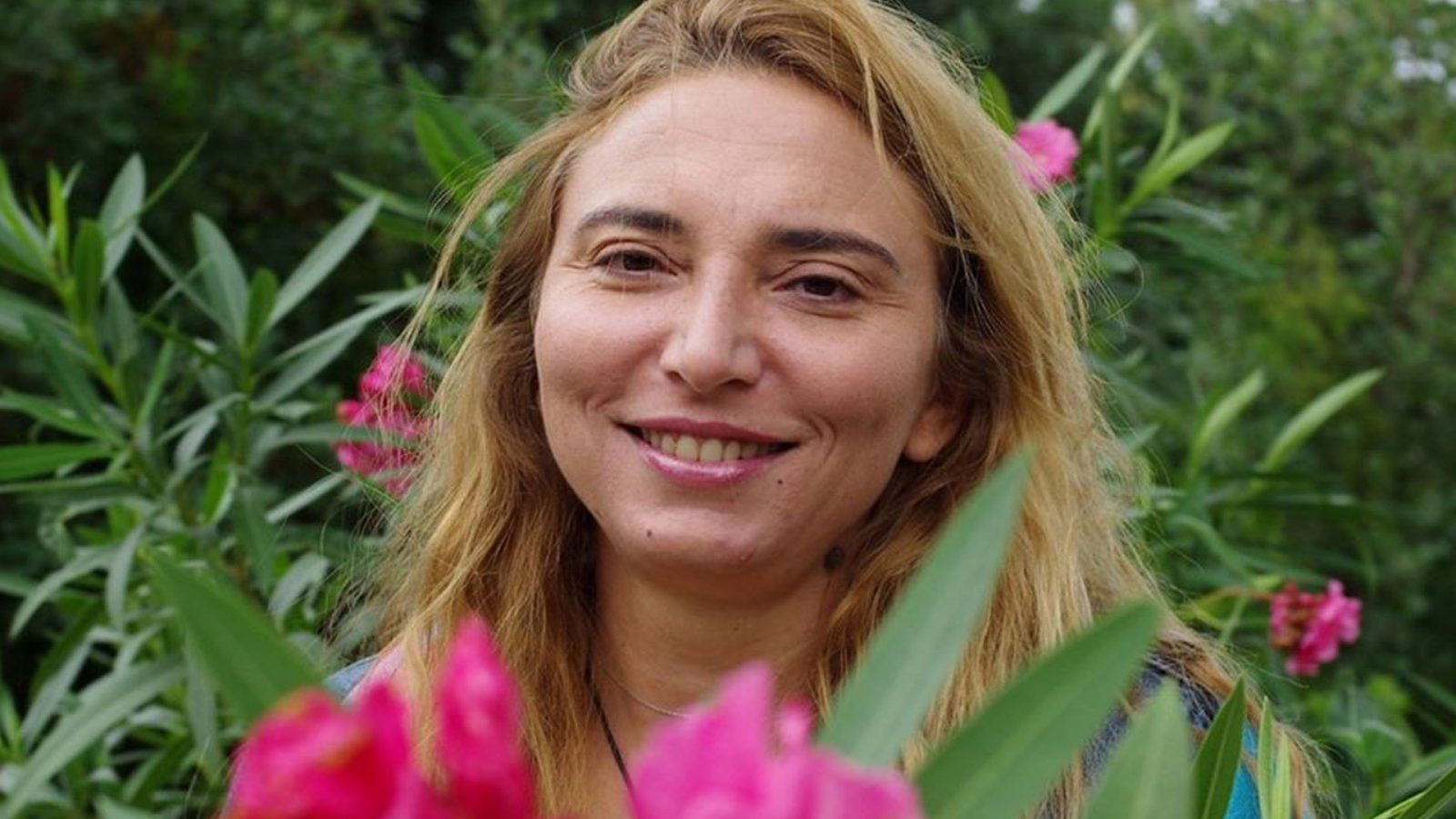 وزيرة الثقافة تنهي إسناد المنح لهؤلاء