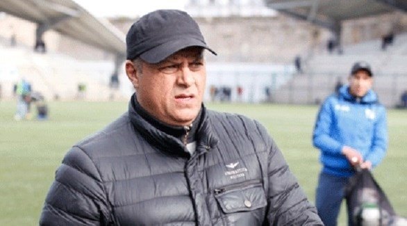 مدرب جزائري يتحدث عن فوائد كلوروكين ضد كورونا