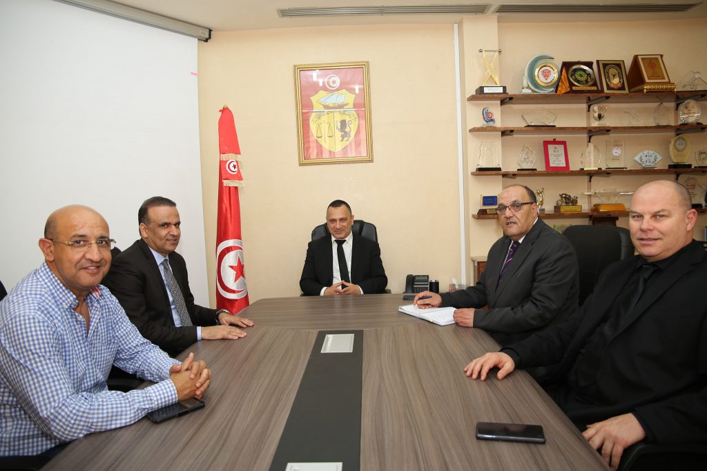 وزير ورئيسا الجامعة تونس الآن tunisnow.tn تونس tunisnow.tnتونس الآن