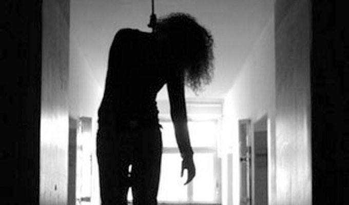 قليبية: موظفة بالمعتمدية تنتحر شنقا
