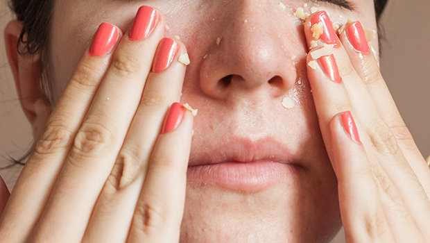 استغلي الحجر الصحي واعتني ببشرتك بمكون بسيط