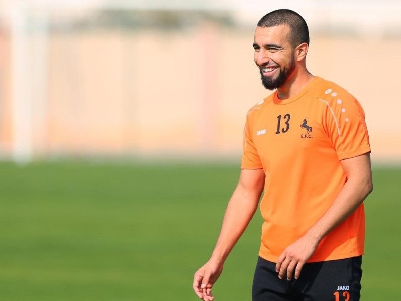 نعيم السليتي يفضل البقاء في السعودية على السفر الى فرنسا