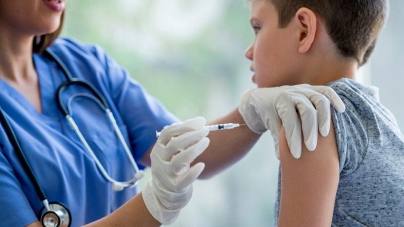 ضرورية رغم تراتيب الحجر الصحي: هذا موعد استكمال تلاقيح تلاميذ الأساسي والثانوي ..