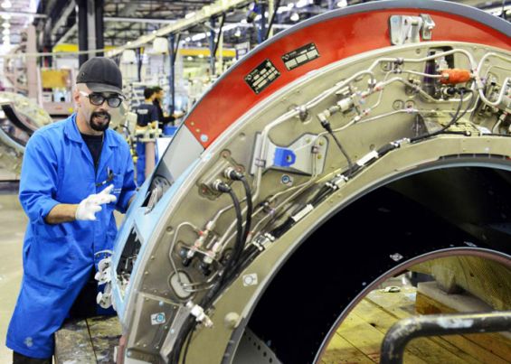 مجمع صناعات الطيران: سنضطر لتسريح عدد من العمال لهذه الأسباب