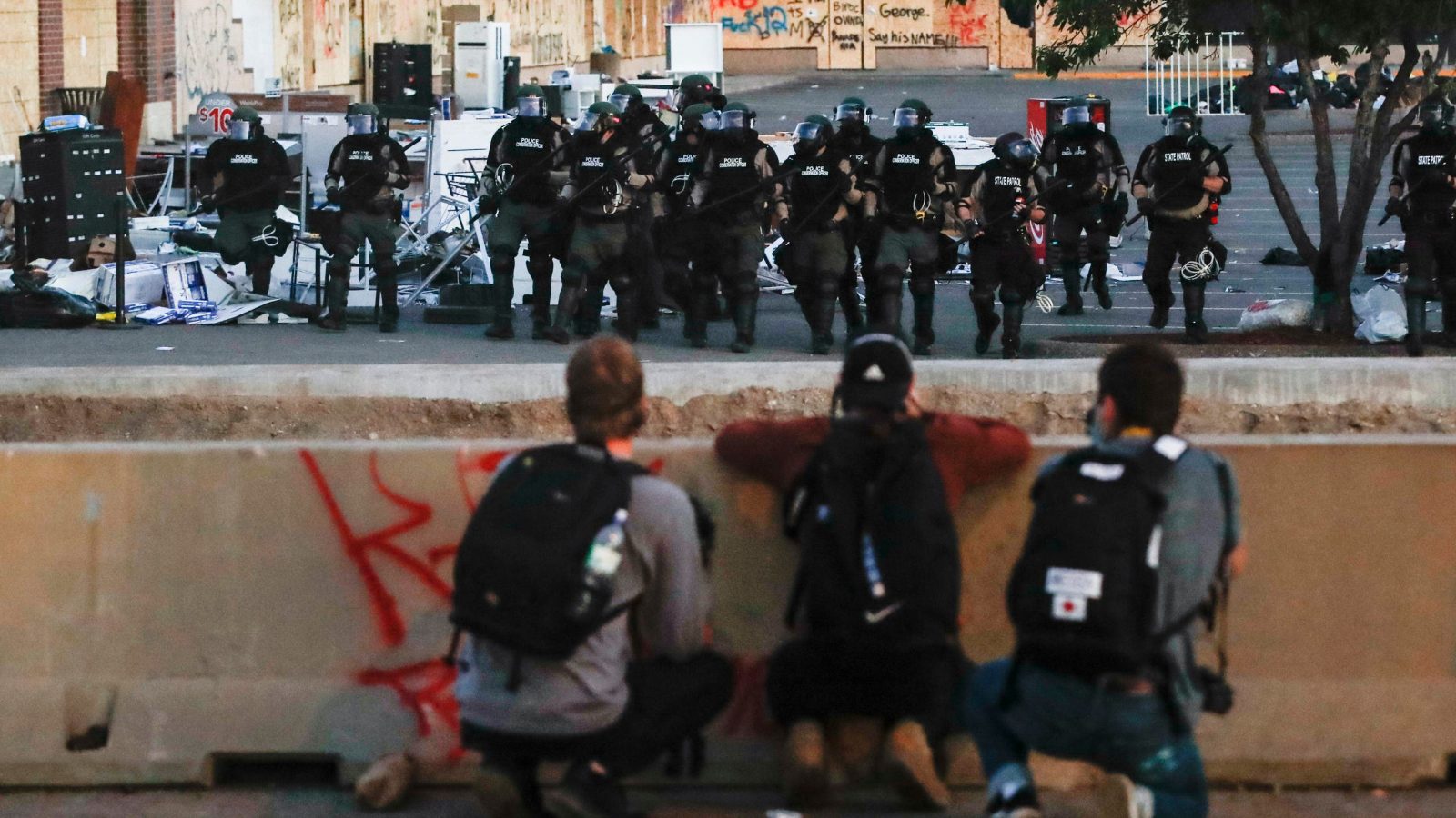 الشرطة تطلق النار على المتظاهرين: قتيل و3 جرحى في إنديانابوليس الأمريكية