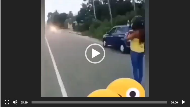 اضحك معنا ههههه