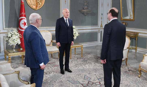 إفطار الـ20 من رمضان ..هل يعيد المياه لمجاريها بين الرئاسات الثلاث؟