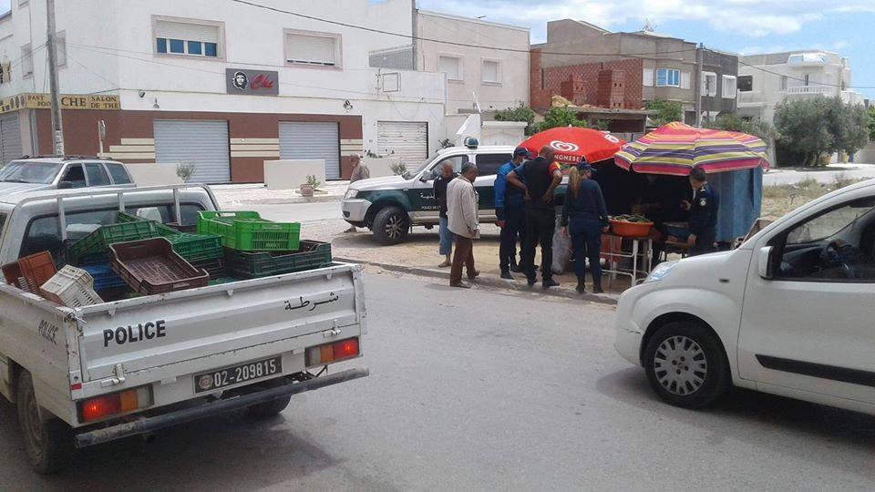 نابل :استغلال مفرط للرصيف بـ