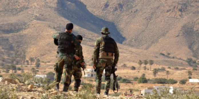 القصرين: مرتكب جرائم سلب فرّ في اتجاه المنطقة العسكرية بالشعانبي