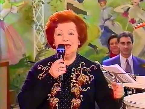 رحيل منافسة إديت بياف في زمن الغناء في الشوراع