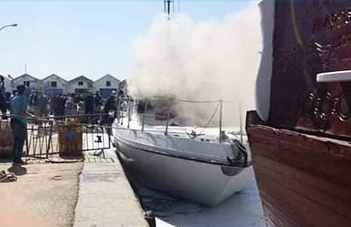 فتح تحقيق حول حريق بخافرة للحرس البحري