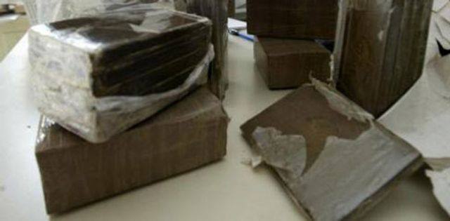 جبل الجلود:قبض عليه بحوزته مخدرات فاعترف على هذا المروج