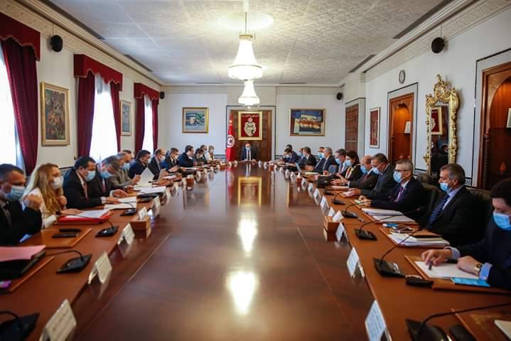 منها ما يهم وكالات الأسفار : مجلس الوزراء يصادق على جملة من مشاريع المراسيم ..