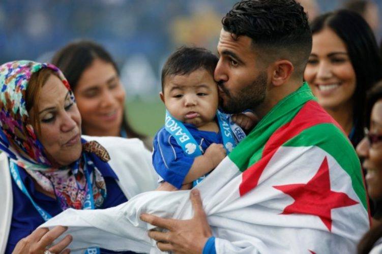 والده جزائري وأمه مغربية :محرز يتسبب في أزمة كروية بين بلدين