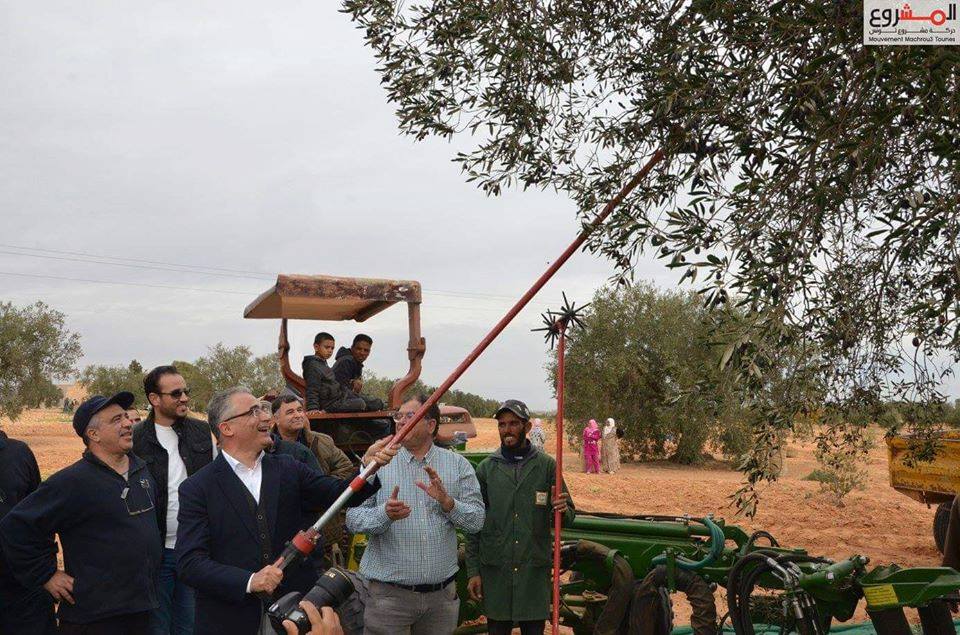 محسن مرزوق :الفلاح والبحار 