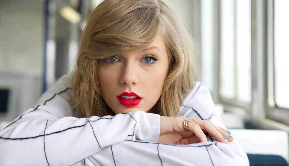 نجمة أمريكية مشهورة تردّ على تغريدة لترامب بما لا يتوقع