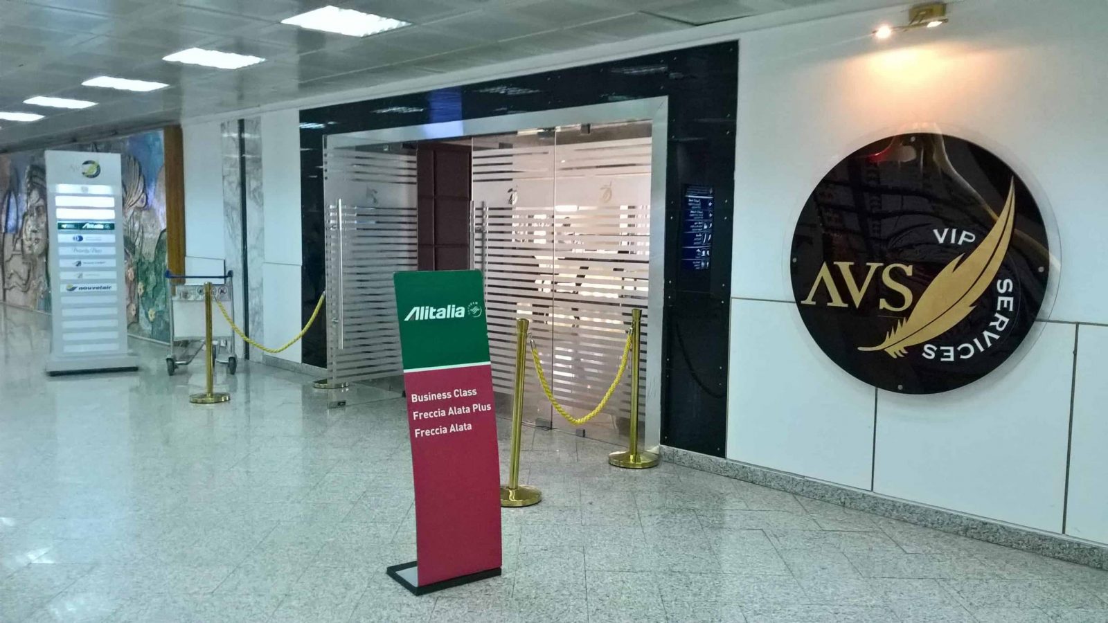 رسمي / التفويت في شركة خدمات كبار الشخصيات بالمطار