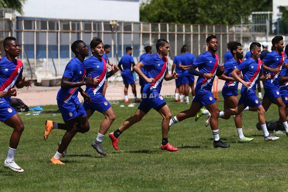 النادي الإفريقي: لهذا تخلف الوسلاتي وبلخيثر عن تربص حمام بورقيبة النادي الإفريقي: لهذا تخلف الوسلاتي وبلخيثر عن تربص حمام بورقيبة