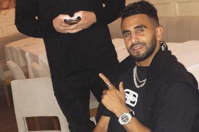 القبض على سارق منزل رياض محرز ..