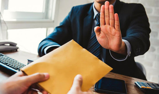 احكام بالسحن تصل الى 46سنة في قضية فساد واسعة النطاق