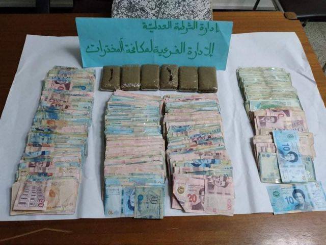 المروج في أريانة :القبض على شخصين في سليانة بحوزتهما كمية من الزطلة