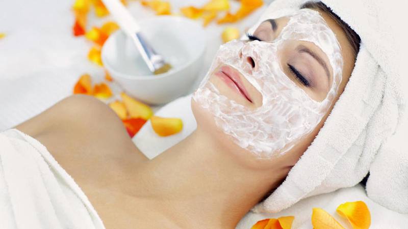 خلطات العسل لعلاج البشرة