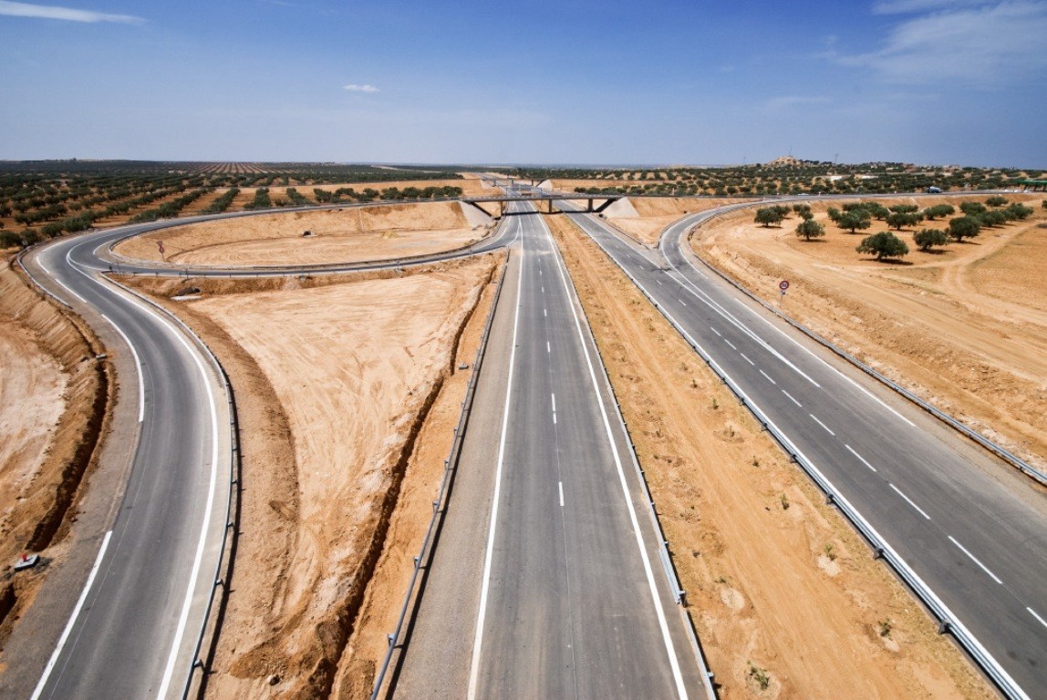 غلق الطريق السيارة على مستوى المحرس