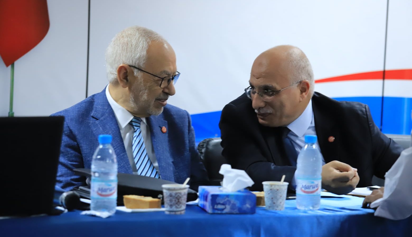 المشاورات انطلقت / الاثنين الاعلان عن الموقف النهائي للنهضة من الفخفاخ