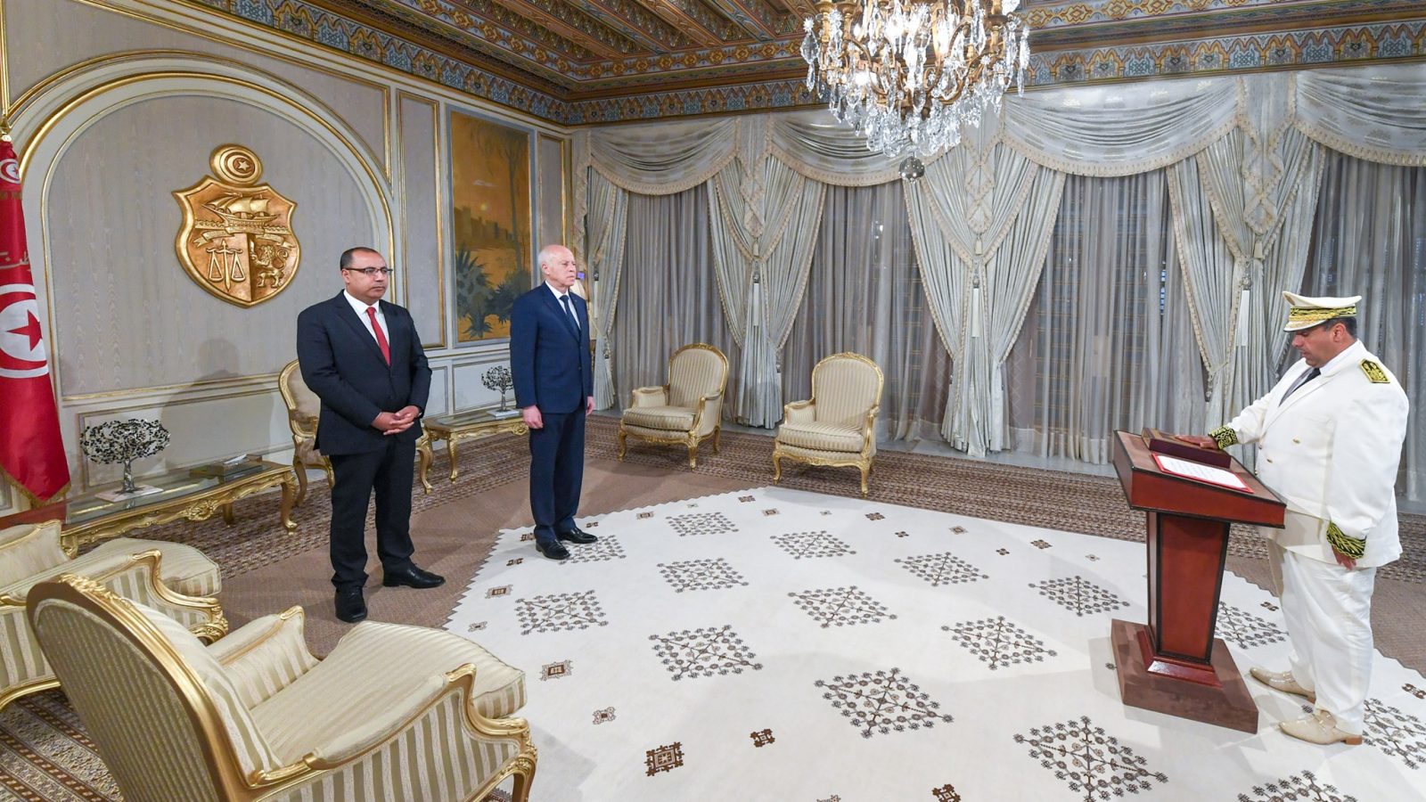 والي قبلي يؤدي اليمين