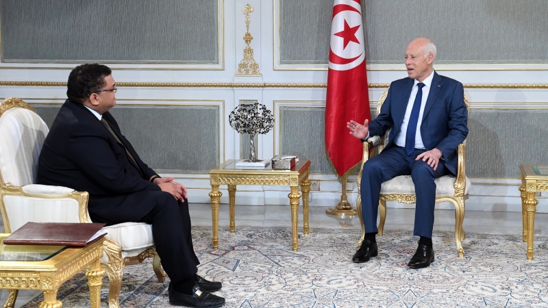 تجسيم مسار اللامركزية محور لقاء سعيّد بزيتون