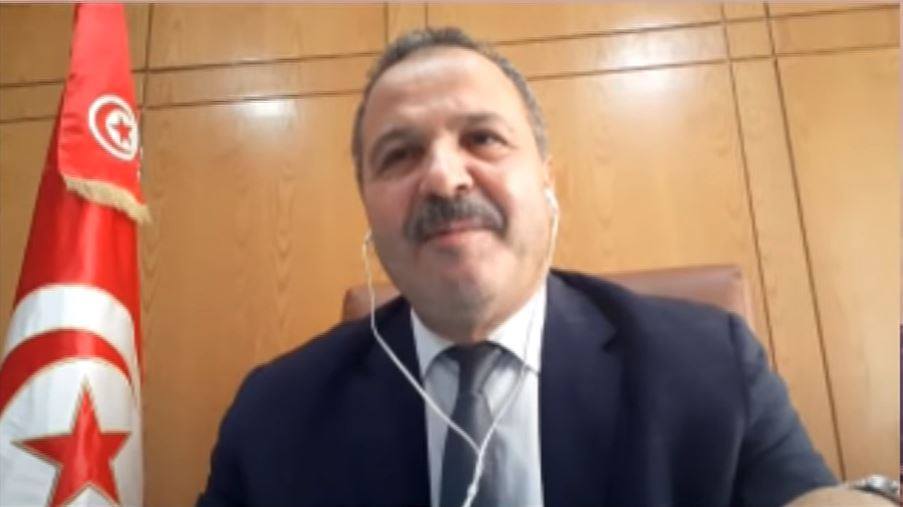 المكي : أعيدوا كمية اللقاحات إلى الإمارات