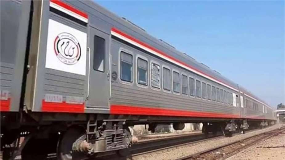 فظيع: أب يلقي بأبنائه الثلاثة تحت عجلات القطار