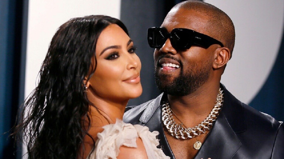 مرشح للرئاسة الأمريكية يتهم كيم كارداشيان