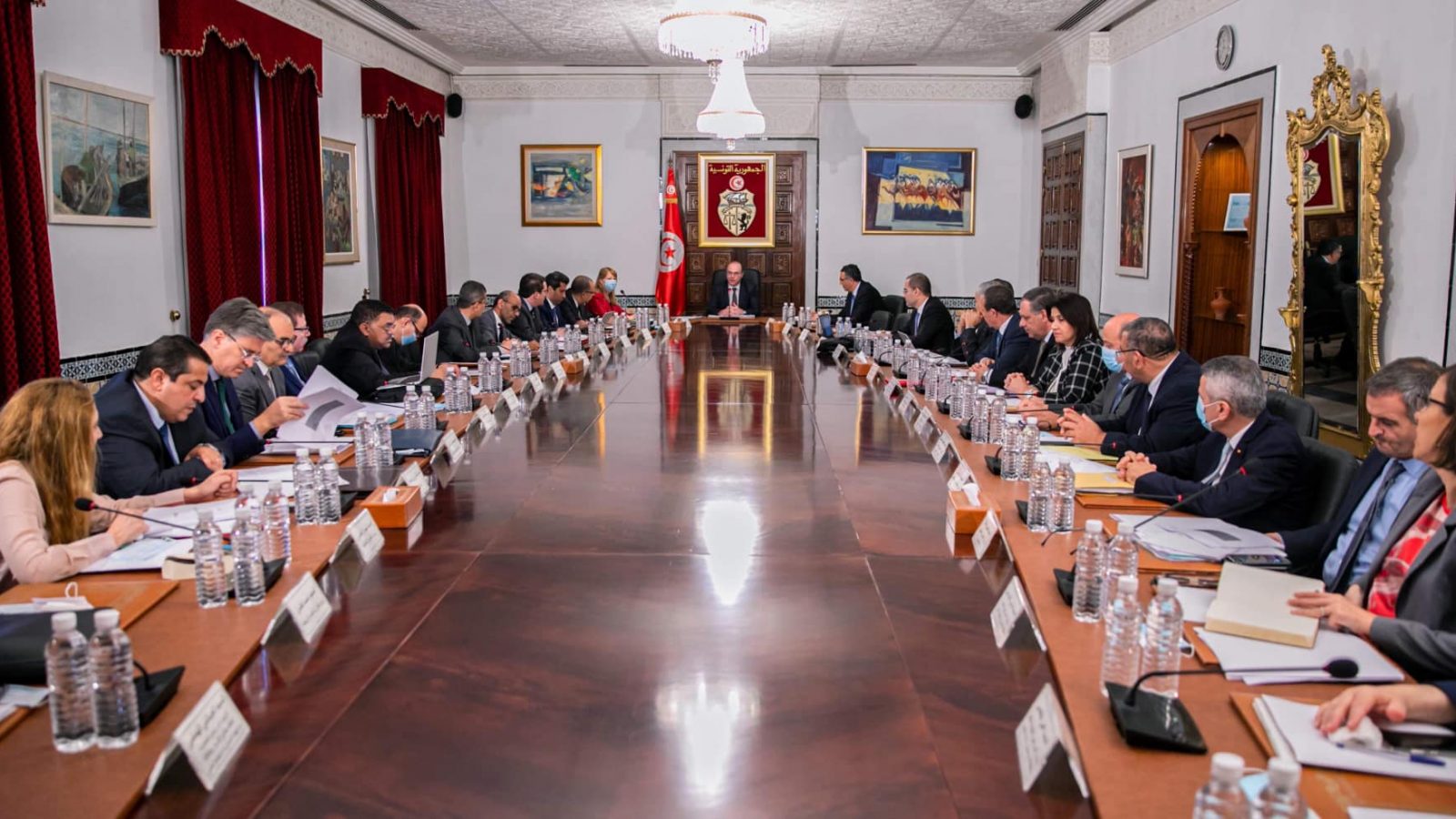 مشروعا قانونين و3 مشاريع أوامر حكومية على طاولة مجلس الوزراء (فيديو)