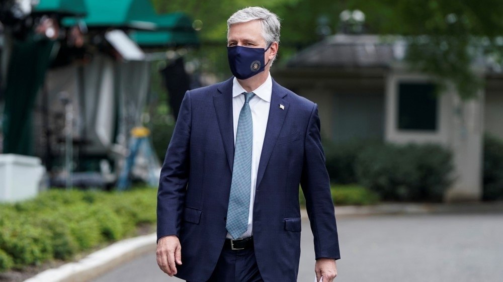 إصابة مستشار ترامب للأمن القومي الأمريكي بكورونا