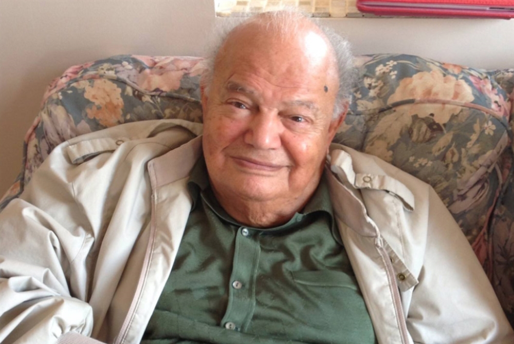 الشاعر الفلسطيني هارون هاشم رشيد في ذمّة اللّه