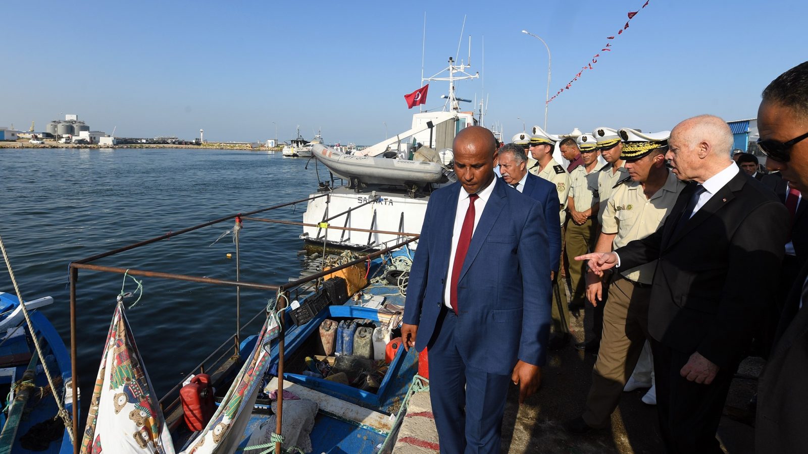 قيس سعيد: حيتان البر أخطر من حيتان البحر (فيديو)