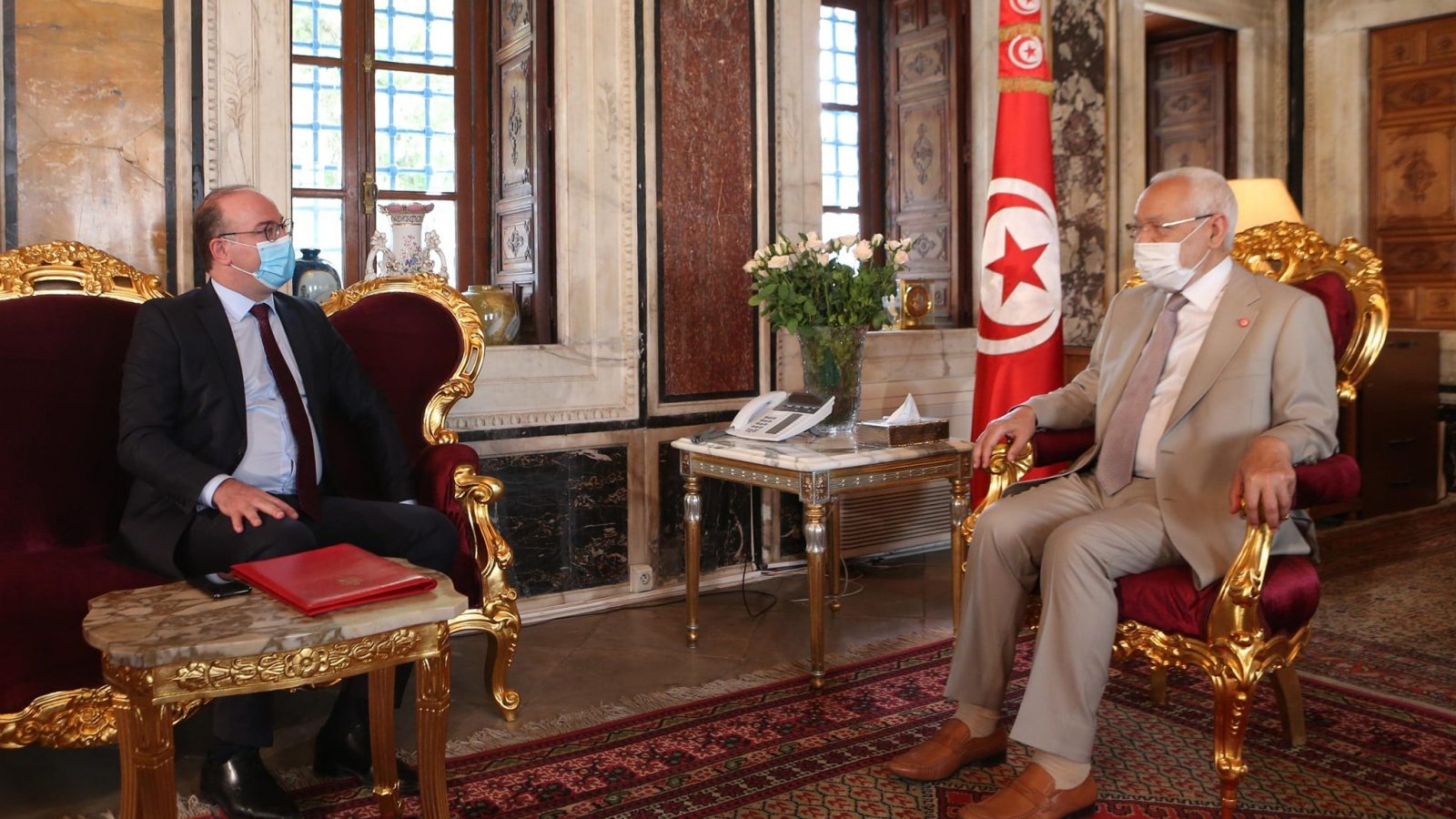 هذه نصيحة الفخفاخ للمشيشي