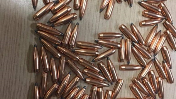 مطار قرطاج :احباط محاولة تهريب 150 طلقة نارية(صور)