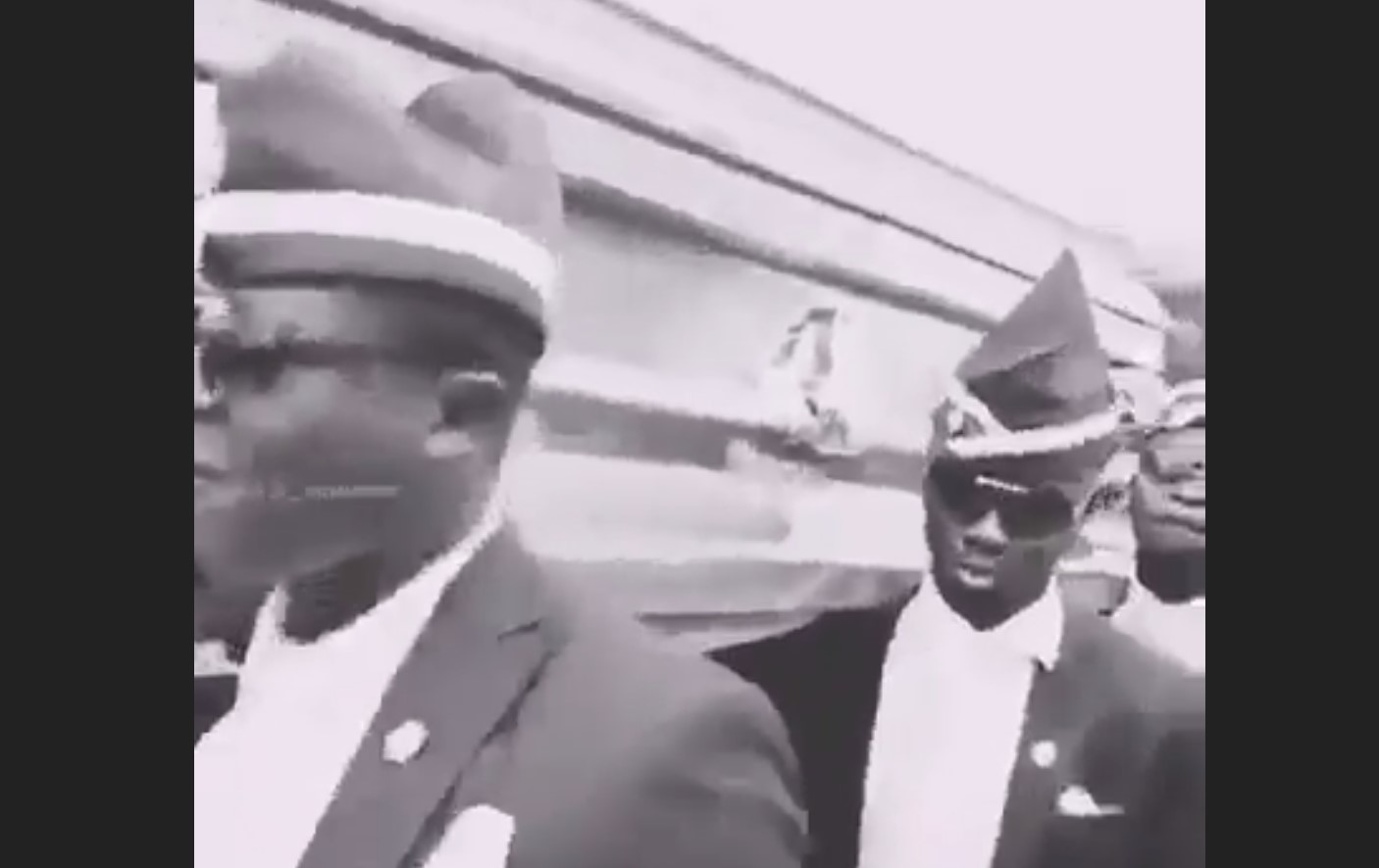 كيف يبدا معندكش زهر ههههههه