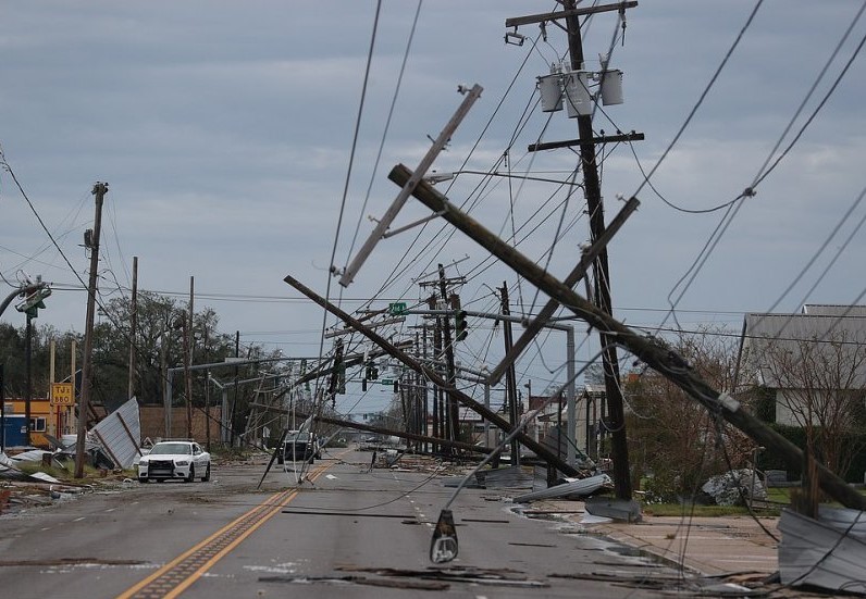 أعاصير المتوسط.. خبير مناخ يحذّر من خطر مستقبلي