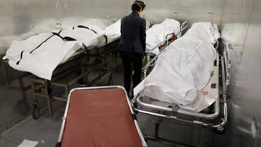 لليوم الخامس.. أمريكا تسجل أكثر من ألف وفاة بكورونا