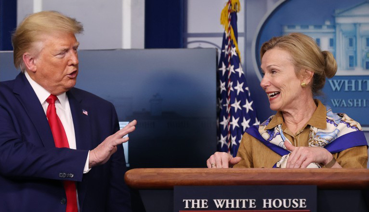 ترامب ينتقد مسؤولة بالبيت الأبيض تحدثت عن انتشار كورونا “غير العادي”