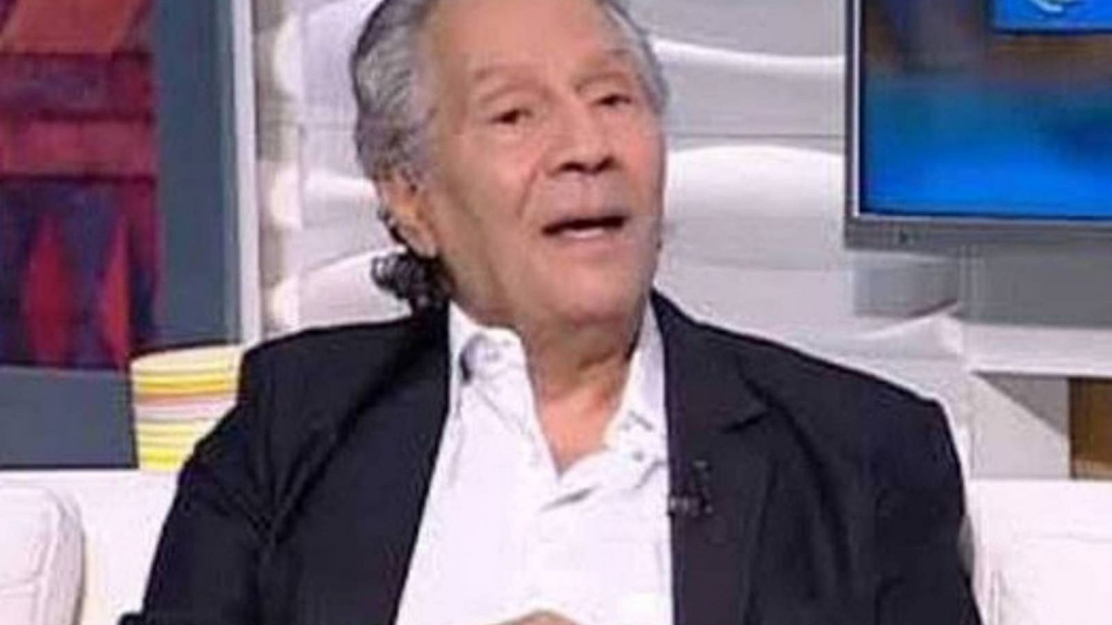 الممثل المسرحي المصري سناء شافع في ذمّة الله