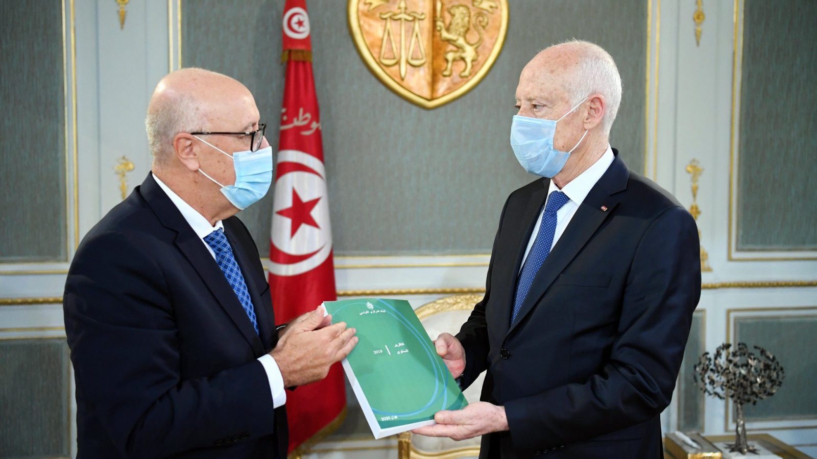 محافظ البنك المركزي يؤكد توفر المخزون المالي للدولة